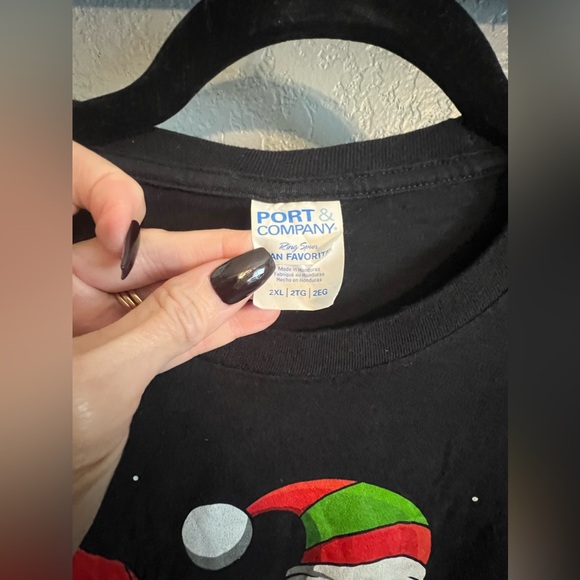 Port & Company “I’m the Smartass Elf” Men’s T-Shirt - Picture 2 of 4